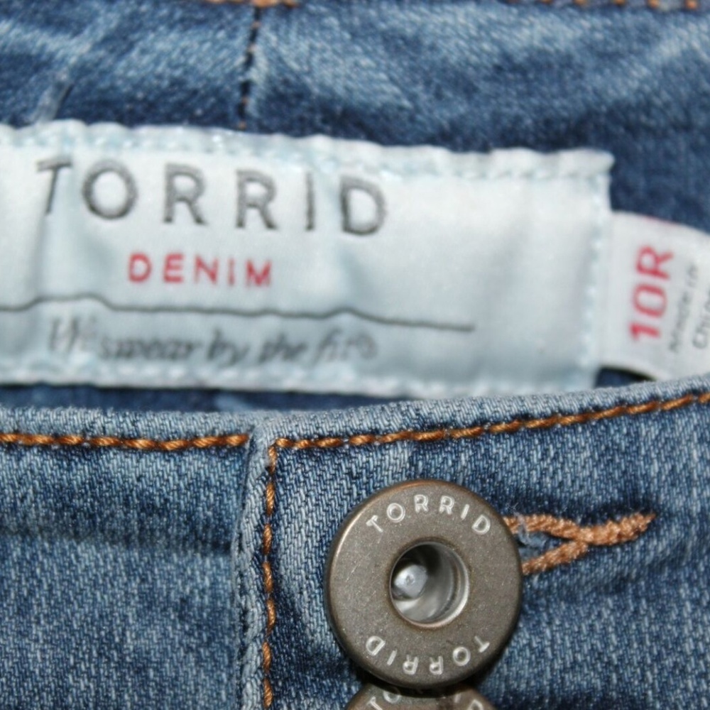 Torrid Jegging Jeans Light Wash HW7091 - Picture 3 of 5